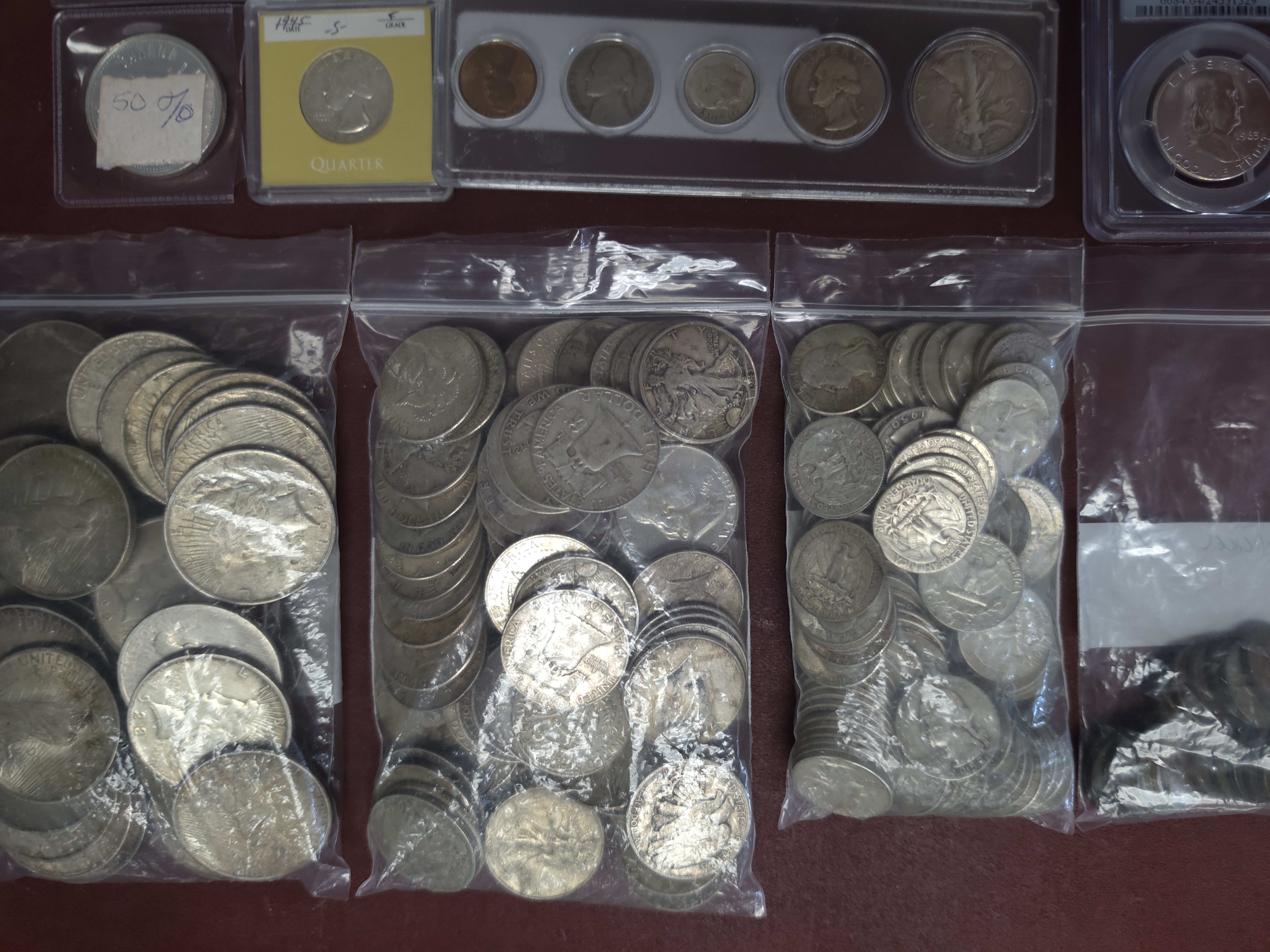 Gold coins and collectible currency